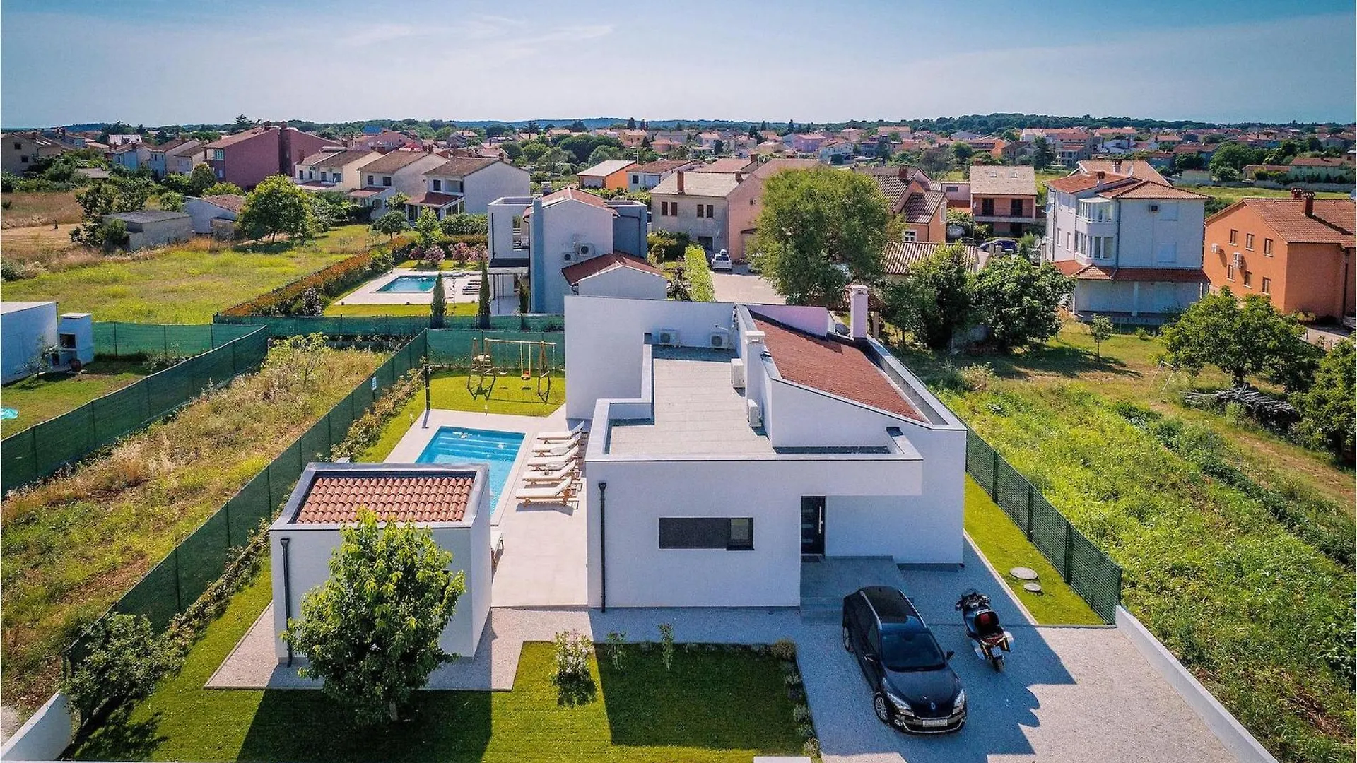 Villa Mateo Pula 0*,